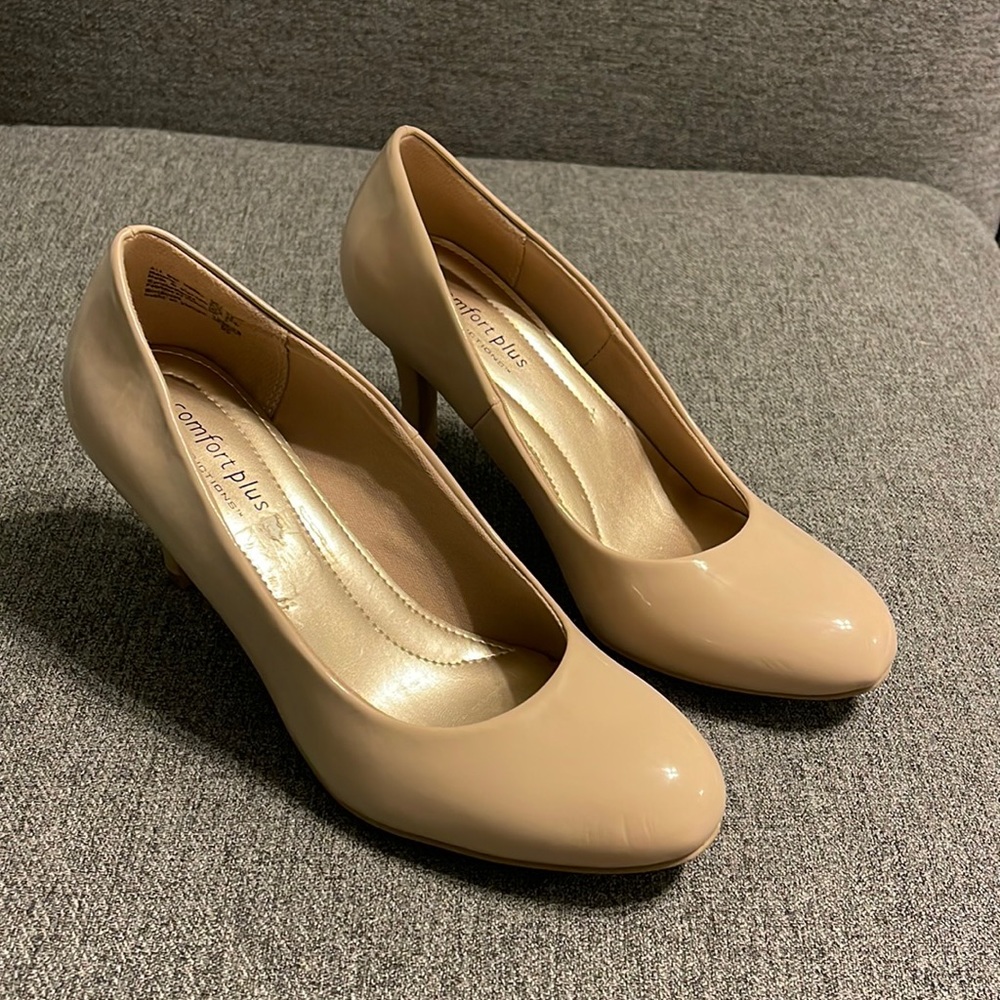 Women’s Comfort Plus Beige Shoes